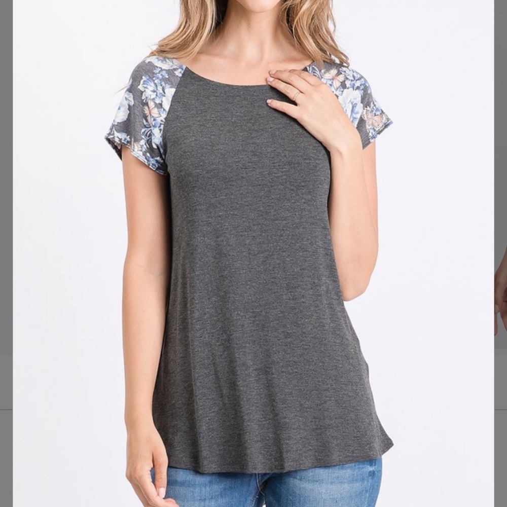 Grey Floral Contrast Cap-Sleeve Tee, M